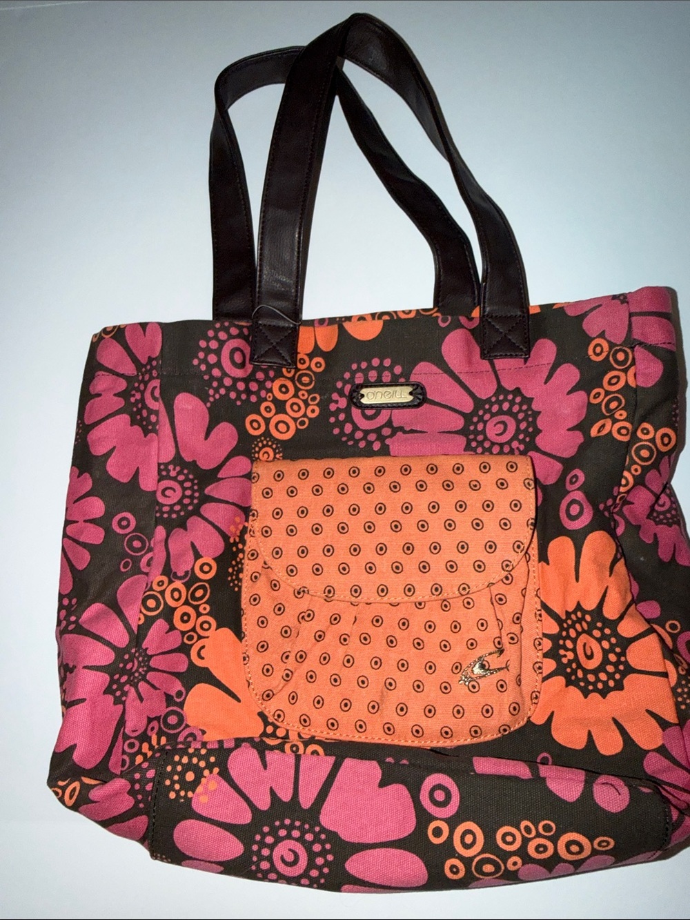 NWOT Oneill floral tote bag with magnetic closure